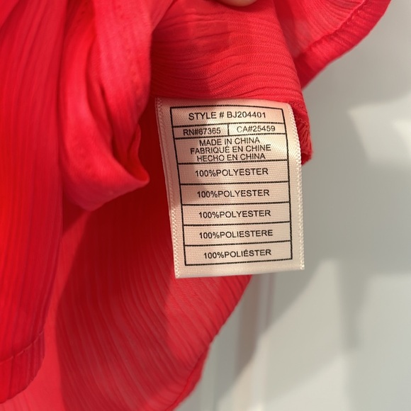 NWT BB Dakota flutter sleeve blouse - Picture 5 of 6